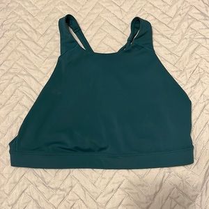 Old Navy high neck/strappy back sports bra